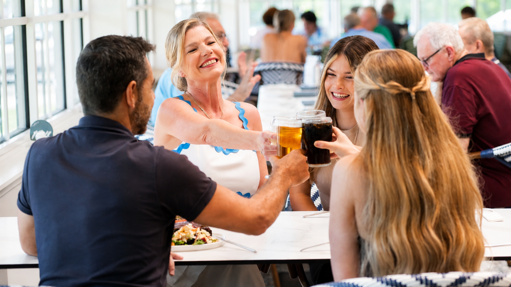 Friends dining together at Fratelli's Bar & Dining